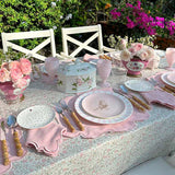 Set Vajilla Pink Bird con 4 Platos Trinches con Rayas Gruesas Rosa Claro y 4 Platos para Ensalada Rosa con Pájaro