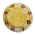 Plato trinche artesanal mexicano de barro con corazones de milagritos pintados a mano, marca Huakal