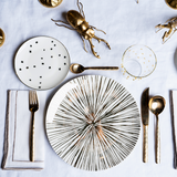 Set de Vajilla Golden Star con 4 Platos Trinche de Rayas Doradas, 4 Platos de Pan de Estrella, 8 piezas en total