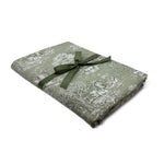 Mantel de mesa de toile con caballos y castillos en color verde olivo