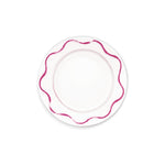 Plato para pan de porcelana blanca con ondas en color rosa, marca Zash
