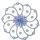 Individual Identidad en Lino Blanco con Bordado de Biznaga en Azul, diseñada por Sofía Aspe Interiorismo para Zash