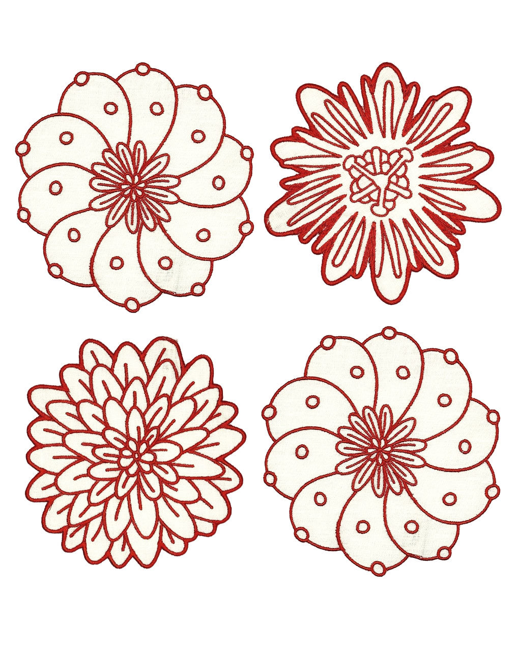 Set de 4 Coasters Identidad en Lino Blanco con Bordado de Biznaga, Paciflora y Dalia Rojas, diseñadas por Sofía Aspe Interiorismo para Zash