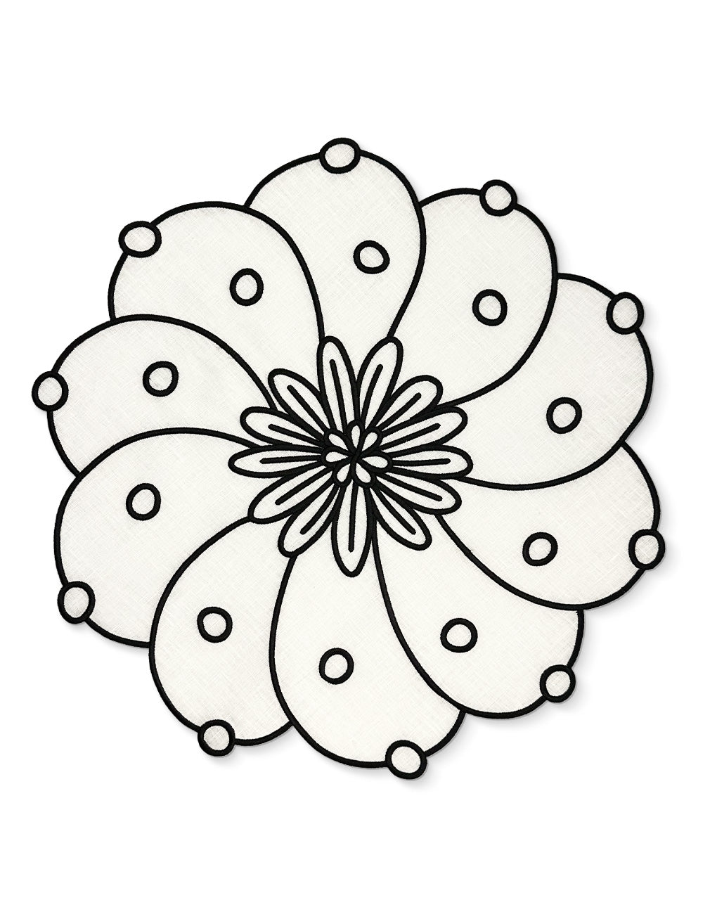 Individual Identidad en Lino Blanco con Bordado de Biznaga en Negro, diseñado por Sofía Aspe Interiorismo para Zash