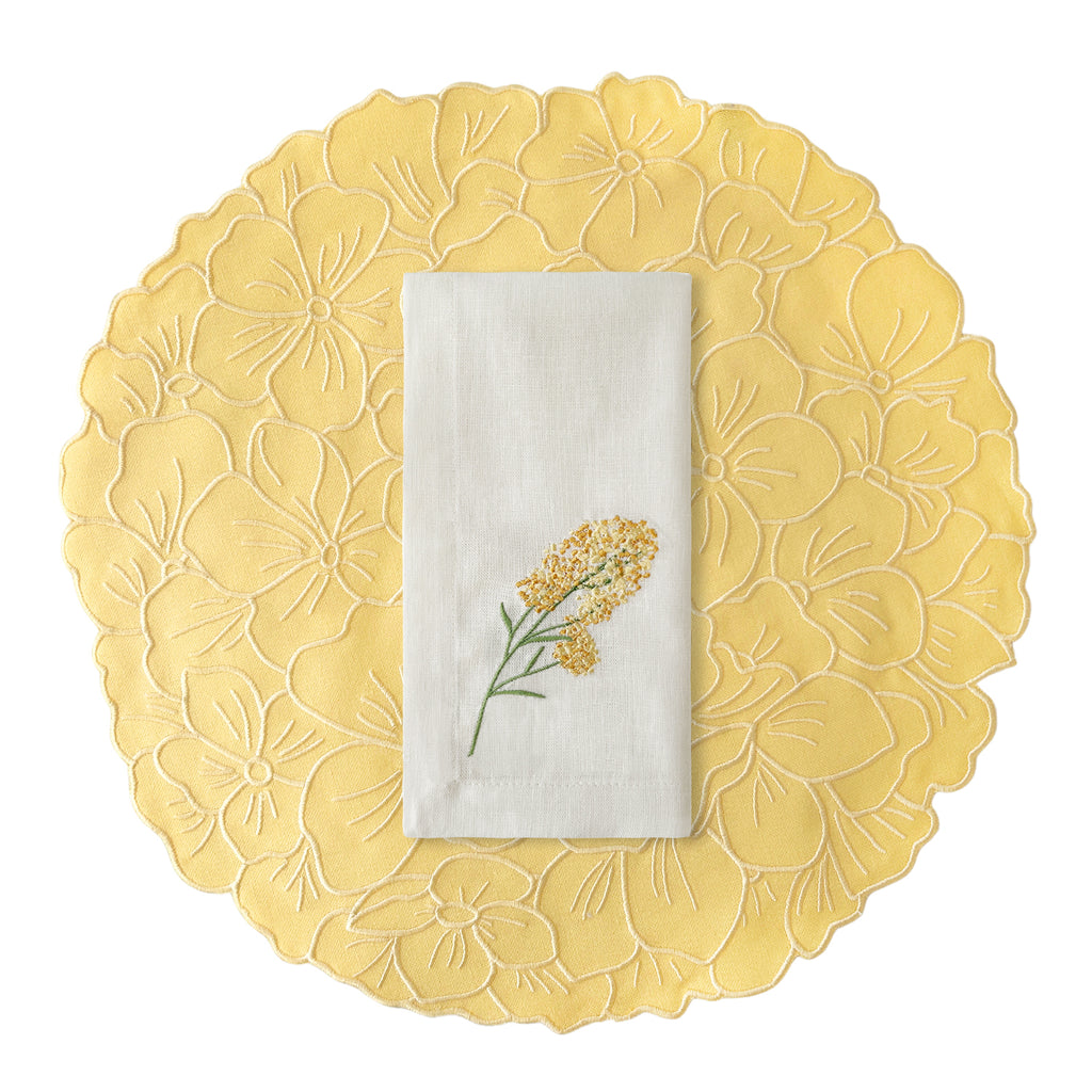 Set de mantel individual flor hortensia amarillo con servilleta de lino con flor amarilla bordada, marca Zash