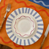 Plato para Pan con Ondas en Rosa Fuerte y Anillo Rosa Claro. Set de 4