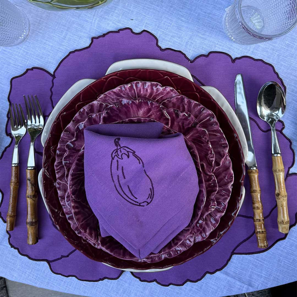 Plato Trinche Amazonia Color Burgundy de Bodallo Pinheiro. Set de 4