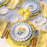 Vajilla con Platos Trinche Candy Cane Azul, Plato para Ensalada con Dalias amarillas y Plato para Pan con Ondas en Azul y Anillo Amarillo. Set de 4