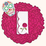 Set de Mantelería con 4 Individuales de Celosía, 4 Servilletas Daisy de Celosía y 4 Cocteleras de Calaverita de Azúcar