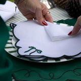 Servilleta Daisy en Lino Blanco con Moño Verde. Set de 4