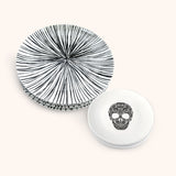 Set de Vajilla con 4 Platos Trinche Rayas Negras y 4 Platos Ensalada con Calavera