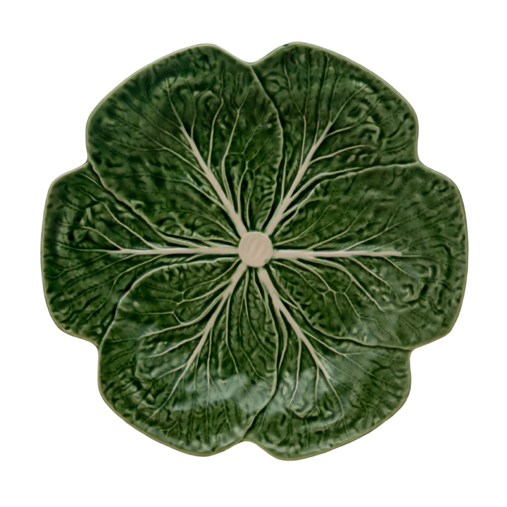 Plato trinche de cerámica verde en forma de hoja de repollo, marca Bordallo Pinheiro