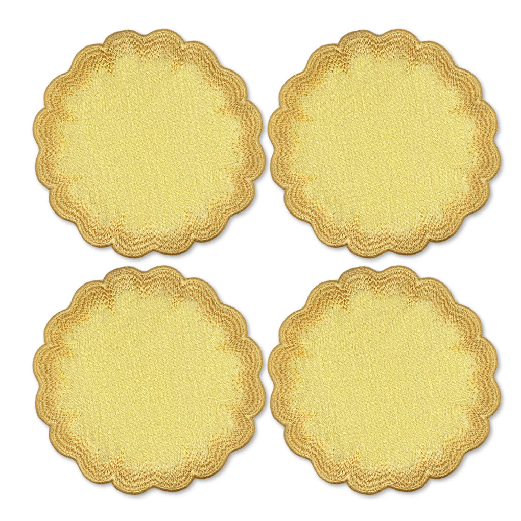 Coasters de lino amarillo con bordado de pelitos en las orillas, marca Zash