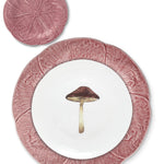 Set de vajilla con platos trinche y platos de pan de cerámica rosa en forma de repollo, y plato de ensalada de porcelana con hongo, marca Zash