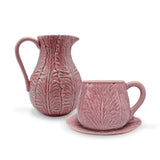 THE PINK TEA ZASH PACK: 4 Tazas de Repollo Rosa Flamingo, 4 Platos Pan de Repollo Rosa Flamingo y 1 Jarra de Repollo Rosa Flamingo.