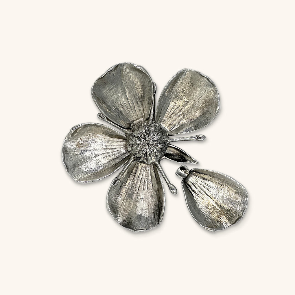 Cenicero Platinado en Forma de Flor