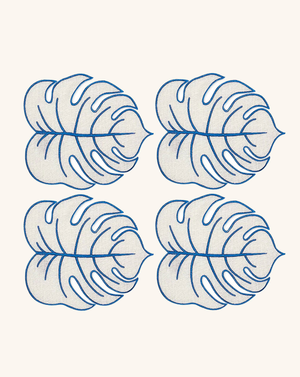 Cocteleras Tropic en Lino Arena Bordadas en forma de Hoja Orilla Azul. Set de 4.