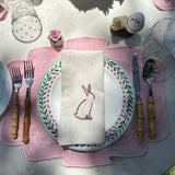 Juego de 4 Servilletas de Lino con Bordado de Conejo Moño Rosa
