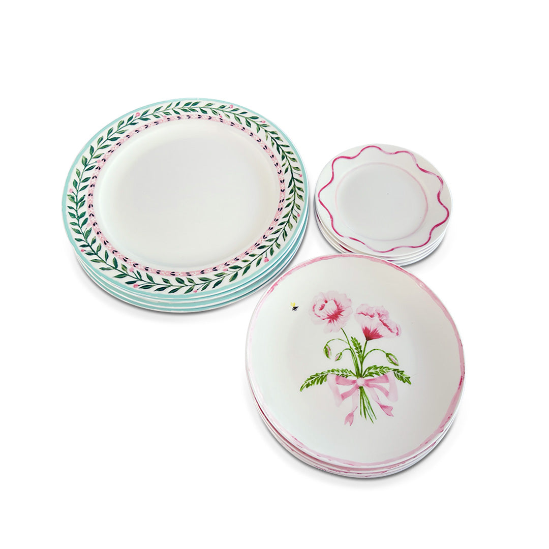 Set de vajilla de porcelana con platos trinche con borde de flores, platos de ensalada con lisianthus rosas y plato de pan con ondas rosa, marca Zash