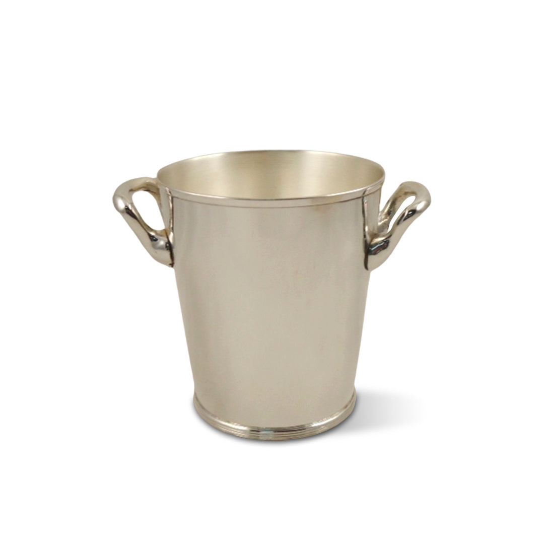 Hielera tipo balde con asas y enchapado de plata