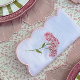 Servilleta Big Daisy en Lino Blanco con Bordado de Flor en Rosa. Set de 4