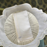 Servilletas Jimmy en Lino Blanco con Bordado Ivory. Set de 4