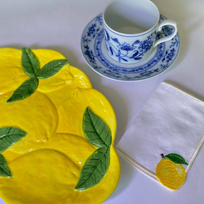 Cocteleras de Lino con Bordado de Limón Amarillo.