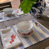 Servilletas en Lino Blanco con Bordado de Dragón Naranja, Set de 4