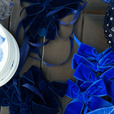 Servilleteros Moño de Terciopelo Azul Marino doble vista 36mm. Set de 4