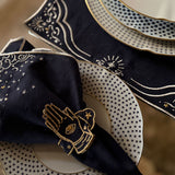 Servilletero Talismán en Lino Azul Marino con Bordado Dorado. Set de 4