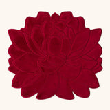 Individuales Blossom Bordado de Flor en Terciopelo Rojo. Set de 4