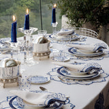 Set de Mantelería Identidad con Individuales, Servilletas y Coasters en Lino Blanco con Bordado en Azul . Set para 4 personas