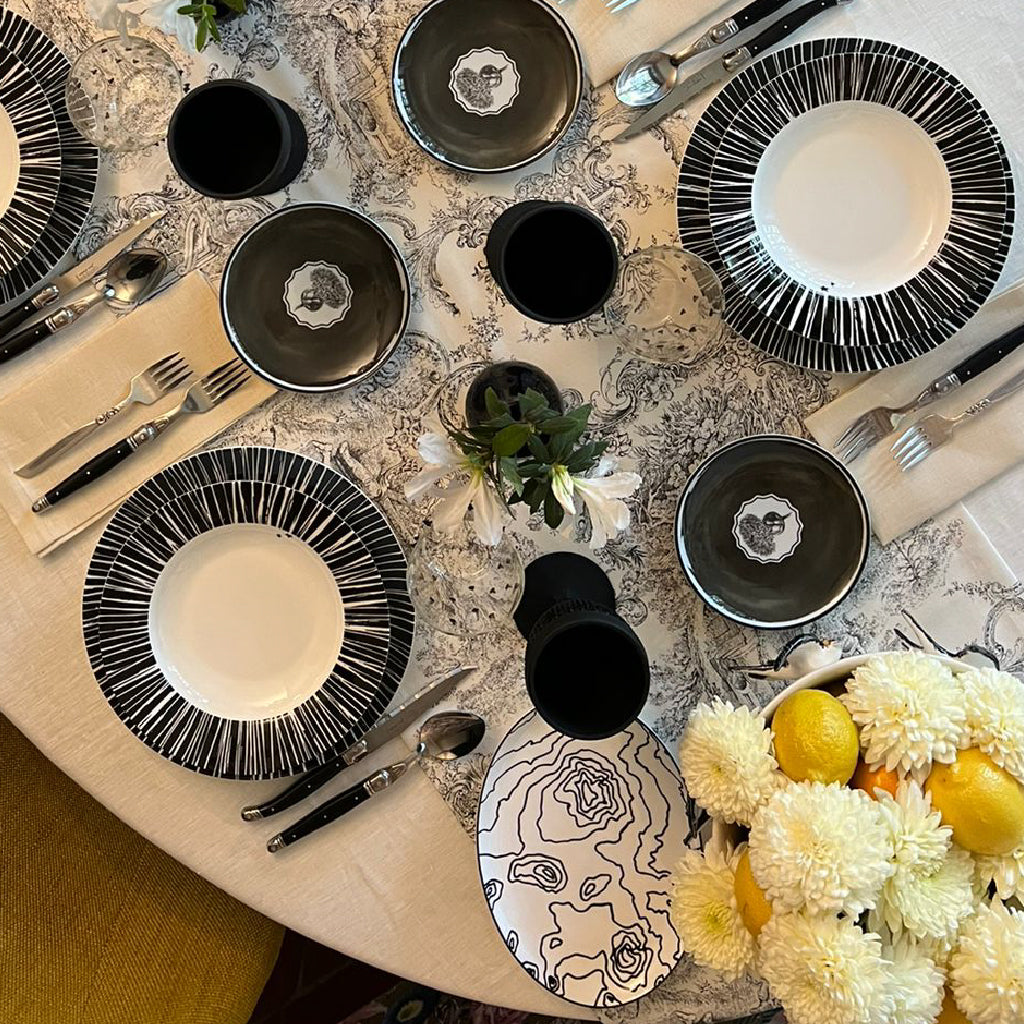 Platos Trinche Negro con Rayas Blancas, set de 4