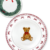 Vajilla con Plato Ensalada con Teddy Bear, Plato Trinche con Guirnalda Roja de Moños y Plato de Pan con Corona Navideña. Set para 4 Personas
