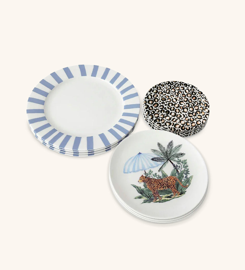 Plato Trinche Candy Cane Verde con Platos de Ensalada Leopardo con Sombrilla Azul, Platos de Pan Cheetah Dorado. Set para 4 personas