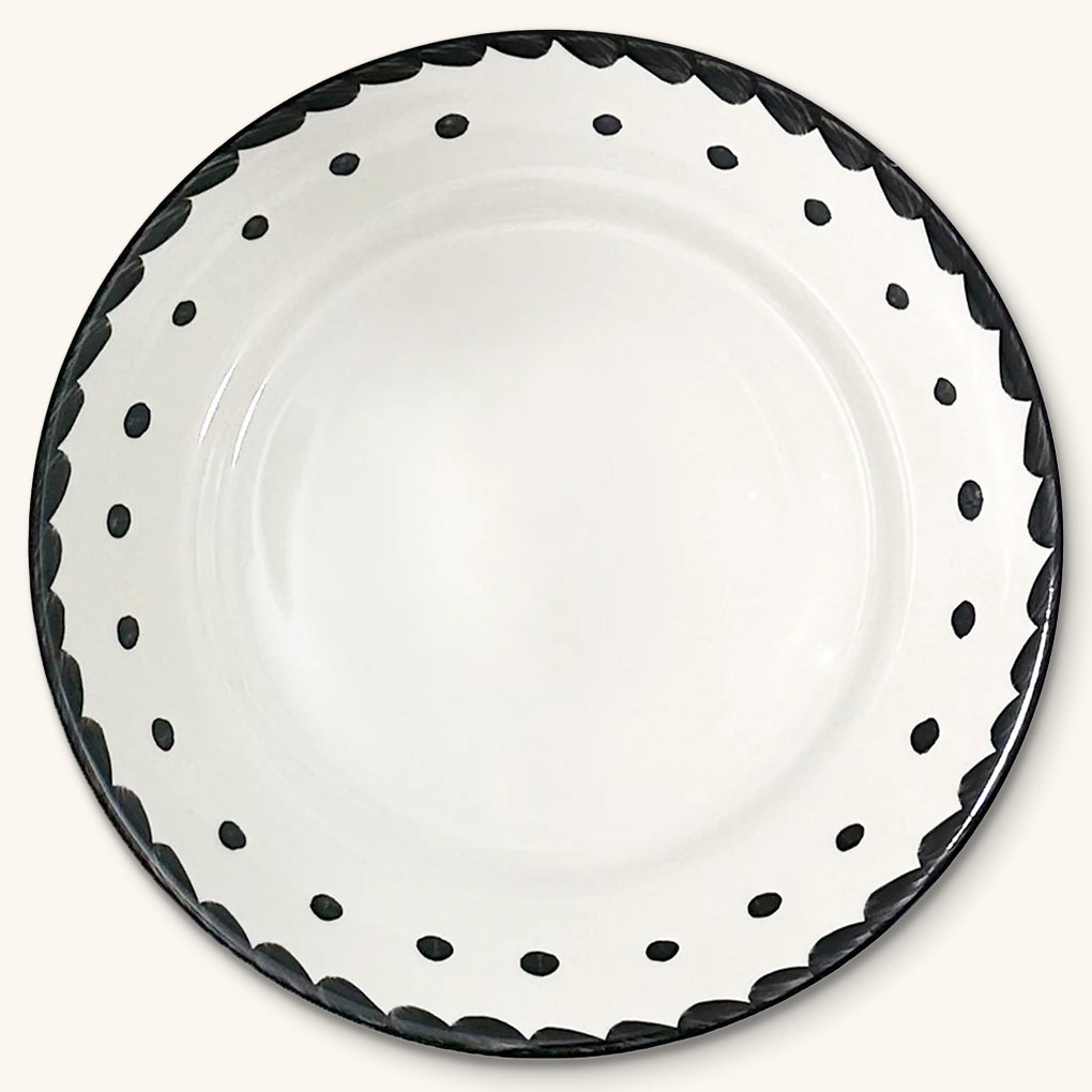 Plato Base 30 cm Puebla en Blanco y Negro