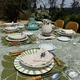 Mantel de Mesa Completo con motivos de Toile con Caballos en Fondo Verde