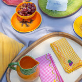 Servilletas Tutti Frutti en Mascota de Algodón de Colores con Bordado de Frutas. Set de 4