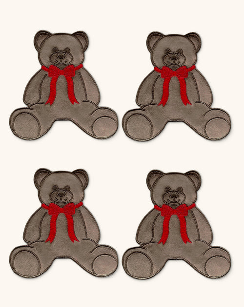 Cocteleras Teddy Bear en Terciopelo Café con bordado de Oso. Set de 4