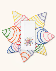 Set de Mantelería Posada con Individuales y Servilletas en Lino Blanco con Bordado de Piñata. Set para 4 personas