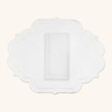 Set de Manteleria con Individuales Hannah en Algodon Blanco con Bordado en Ivory y Servilletas Jimmy en Lino Bordado Ivory Set 8 pzas