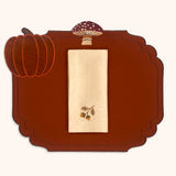 Set de Mantelería con 4 Individuales Hongo de Terciopelo Café, 4 Servilletas de Bellotas y 4 Cocteleras de Calabaza
