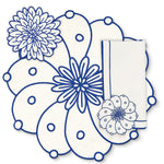 Set de Mantelería Identidad con Individuales, Servilletas y Coasters en Lino Blanco con Bordado en Azul, diseñado por Sofía Aspe Interiorismo para Zash