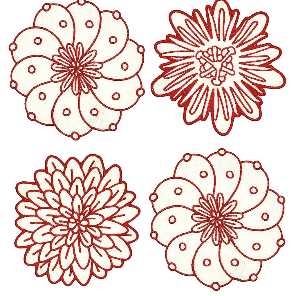 Set de 4 Coasters Identidad en Lino Blanco con Bordado de Biznaga, Paciflora y Dalia Rojas, diseñadas por Sofía Aspe Interiorismo para Zash