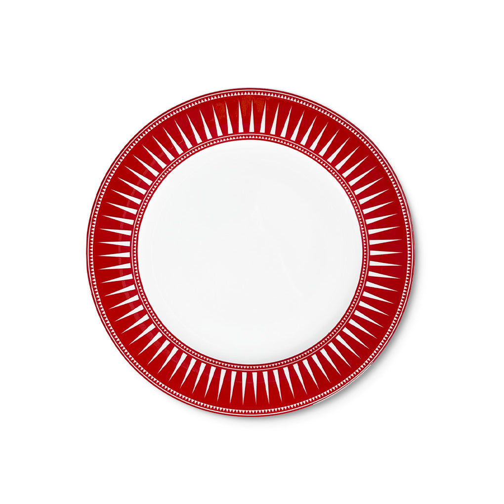 Plato de ensalada de porcelana blanco con borde rojo con rayos, colección Identidad diseñado por Sofía Aspe Interiorismo para Zash