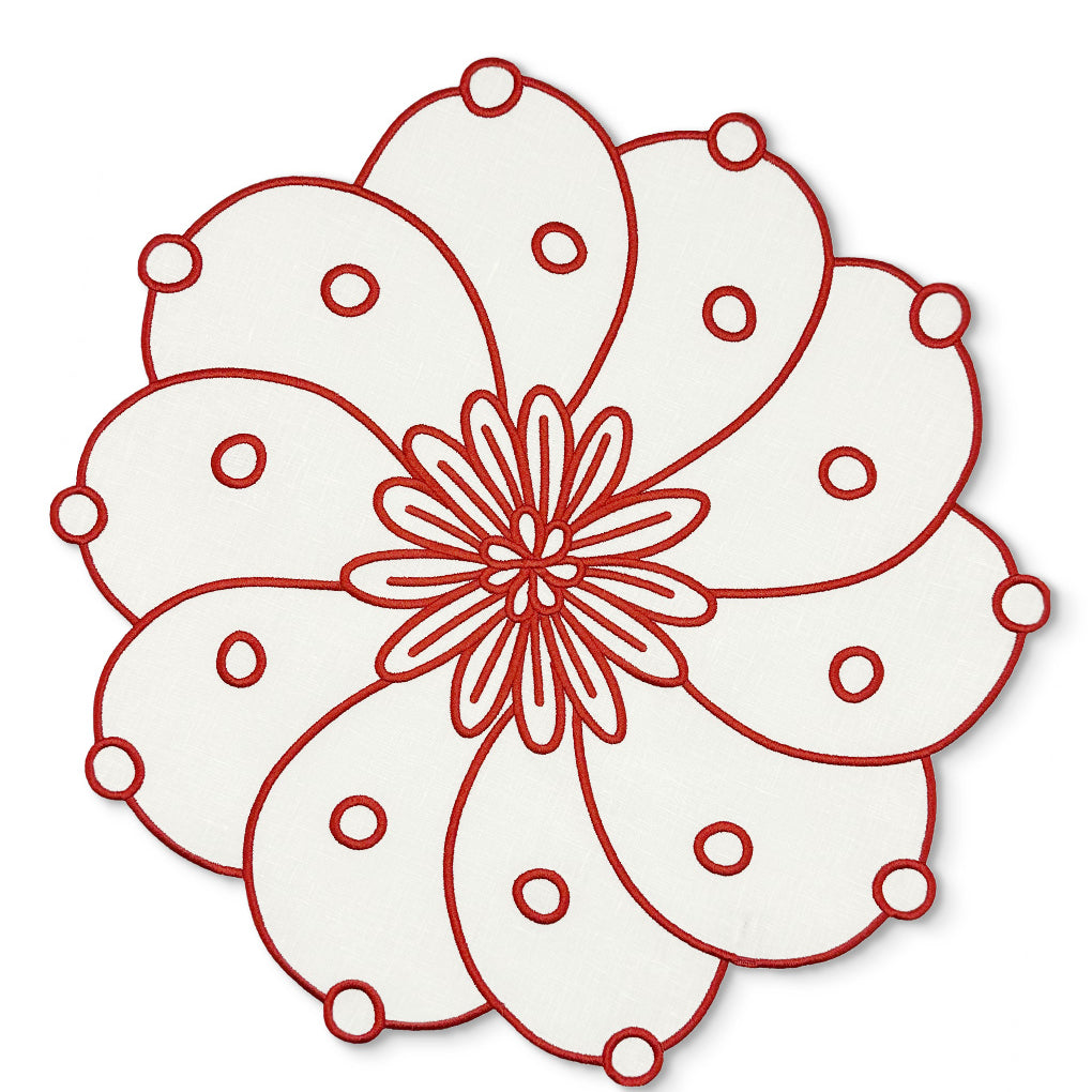 Individual Identidad en Lino Blanco con Bordado de Biznaga en en Rojo, diseñado por Sofia Aspe Interiorismo para Zash