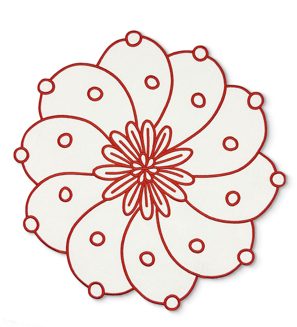 Individual Identidad en Lino Blanco con Bordado de Biznaga en en Rojo, diseñado por Sofia Aspe Interiorismo para Zash