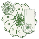 Set de Mantelería Identidad con Individuales, Servilletas y Coasters en Lino Blanco con Bordado en Verde, diseñado por Sofía Aspe Interiorismo para Zash