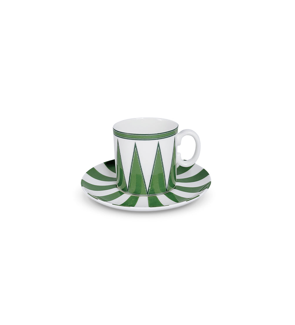Taza de espresso de porcelana blanco con rayas verdes, de la colección Identidad diseñada por Sofía Aspe Interiorismo para Zash