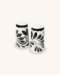 Salero y Pimentero Puebla en Blanco y negro.